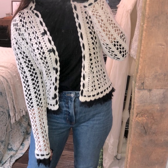 Small boho knit white sweater cardigan - Picture 1 of 8